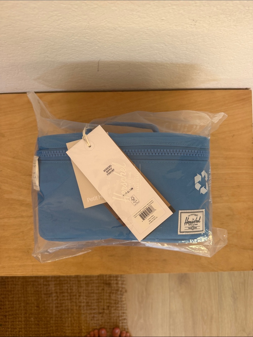 NWT Herschel Lunch Box